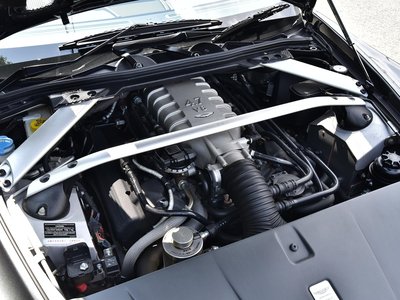صورة مصغرة 28 لـ 2009 Aston Martin V8