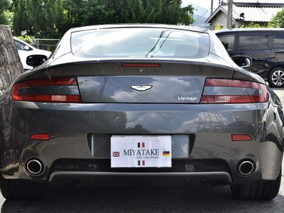صورة مصغرة 14 لـ 2009 Aston Martin V8