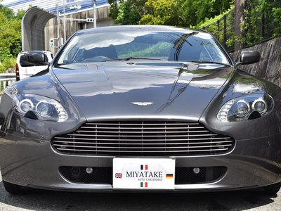 صورة مصغرة 6 لـ 2009 Aston Martin V8