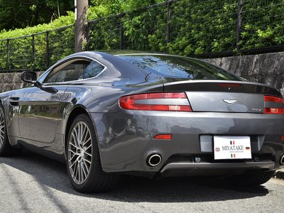 صورة مصغرة 17 لـ 2009 Aston Martin V8