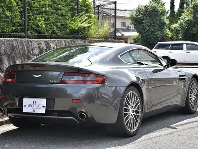 صورة مصغرة 3 لـ 2009 Aston Martin V8