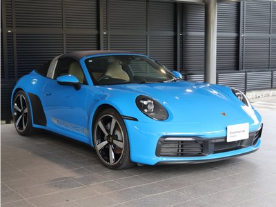 2022 Porsche 911 photo 3