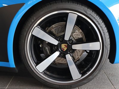 2022 Porsche 911 thumbnail 22