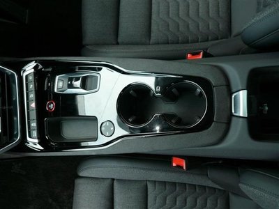 صورة 16 لـ 2023 AUDI E-TRON GT QUATTRO