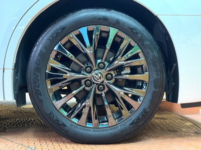 صورة 30 لـ 2025 Toyota VELLFIRE