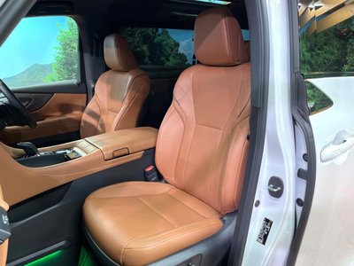 صورة 26 لـ 2025 Toyota VELLFIRE