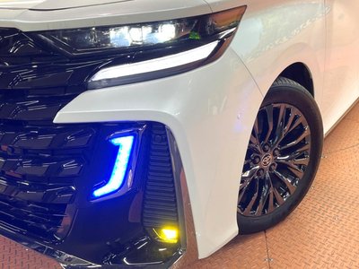 صورة 14 لـ 2025 Toyota VELLFIRE