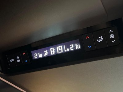 صورة 75 لـ 2025 Toyota VELLFIRE