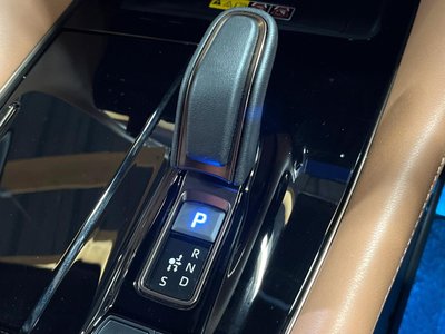 صورة 58 لـ 2025 Toyota VELLFIRE