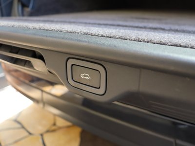 2016 LAND Rover RANGE ROVER thumbnail 56