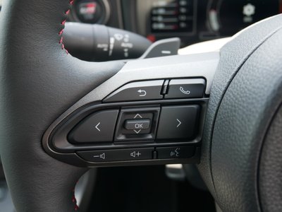 صورة مصغرة 40 لـ 2025 Toyota GR YARIS