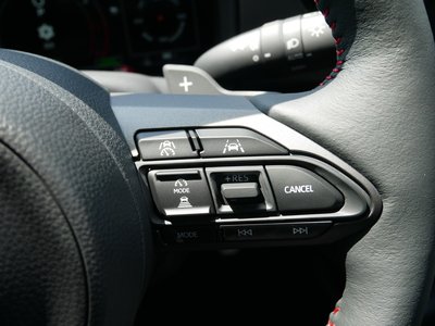 صورة مصغرة 39 لـ 2025 Toyota GR YARIS