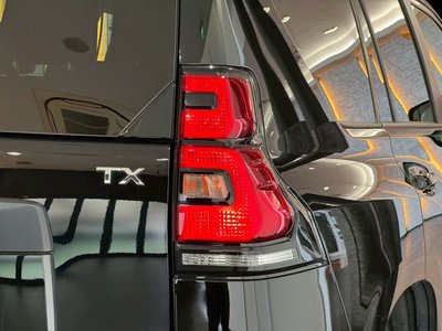 2023 Toyota LAND CRUISER PRADO 照片 32