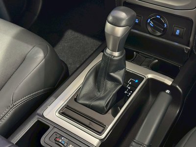 2023 Toyota LAND CRUISER PRADO 照片 73
