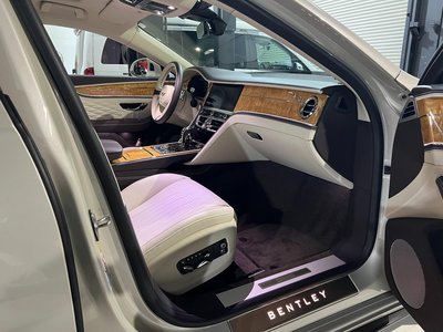 2020 Bentley FLYING SPUR 缩略图 10
