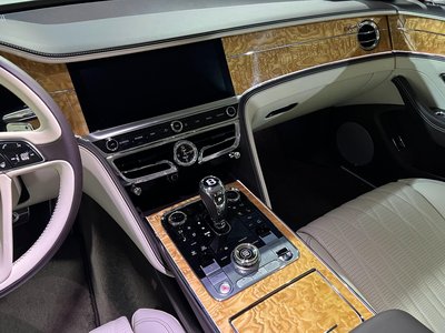 2020 Bentley FLYING SPUR 缩略图 9