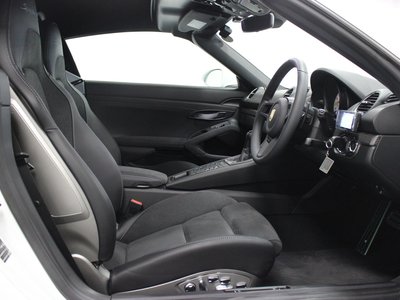 2024 Porsche 718 SPYDER — миниатюра 23