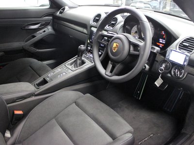 2024 Porsche 718 SPYDER — миниатюра 22