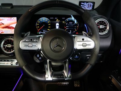 2021 Mercedes-BENZ GLB AMG 照片 15