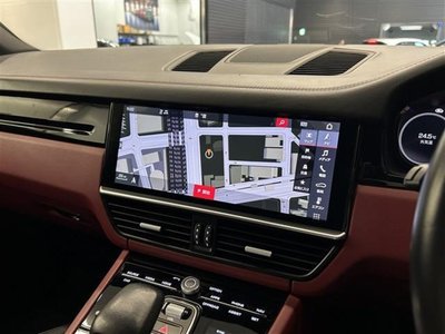 2019 Porsche CAYENNE thumbnail 19