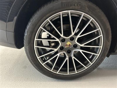 2019 Porsche CAYENNE photo 8