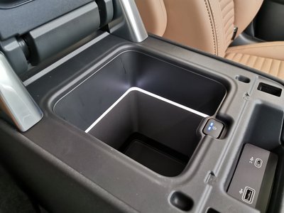 2024 LAND Rover DISCOVERY photo 14