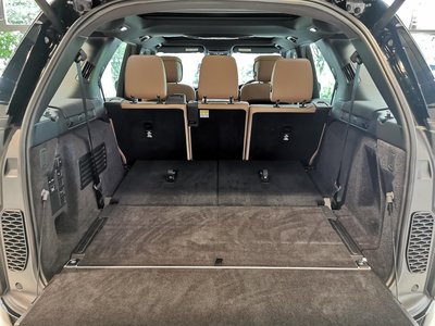 2024 LAND Rover DISCOVERY thumbnail 30