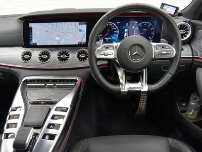 صورة 9 لـ 2019 Mercedes-BENZ GT AMG