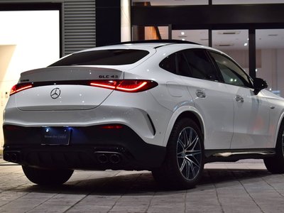 صورة 10 لـ 2024 Mercedes-BENZ GLC AMG