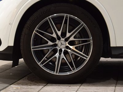 صورة 2 لـ 2024 Mercedes-BENZ GLC AMG