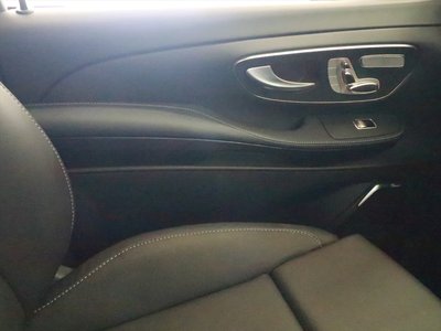 2022 Mercedes-BENZ V-CLASS photo 16
