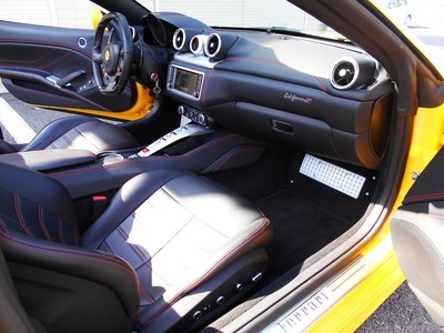 2016 Ferrari CALIFORNIA T — фото 16