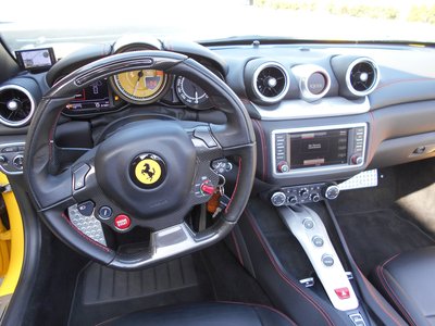 2016 Ferrari CALIFORNIA T — фото 3