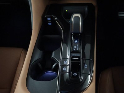 2024 Toyota CROWN SPORT 照片 16