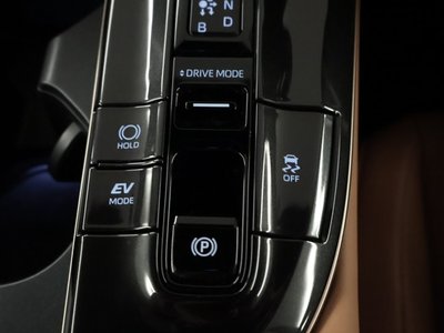 2024 Toyota CROWN SPORT 照片 17