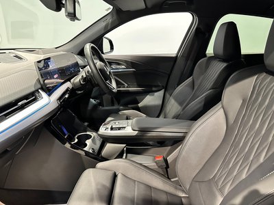 2025 BMW IX2 photo 11