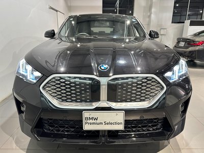 2025 BMW IX2 photo 8