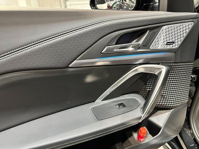 2025 BMW IX2 photo 14