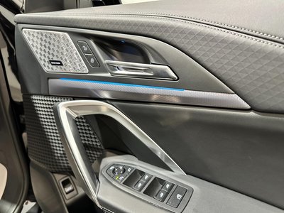 2025 BMW IX2 thumbnail 28