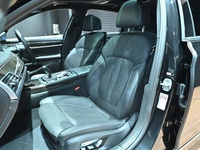 2017 BMW 7 SERIES thumbnail 19