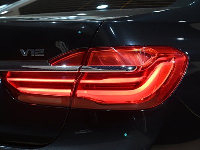 2017 BMW 7 SERIES thumbnail 30