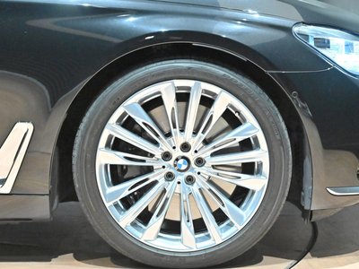 2017 BMW 7 SERIES thumbnail 39