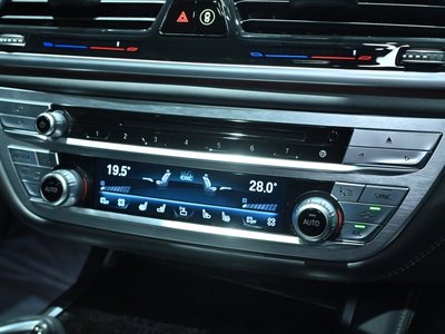 2017 BMW 7 SERIES thumbnail 49