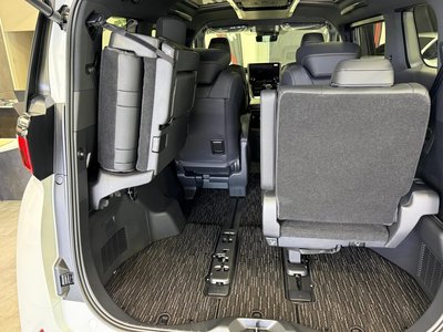 2026 Toyota ALPHARD — фото 72