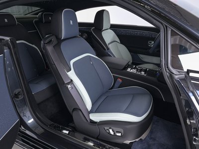 صورة 19 لـ 2024 ROLLS-ROYCE SPECTRE