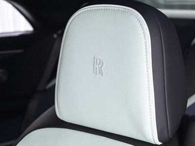 صورة 18 لـ 2024 ROLLS-ROYCE SPECTRE