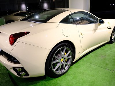2010 Ferrari CALIFORNIA 照片 11