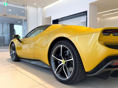 2023 Ferrari 296 GTS 照片 12