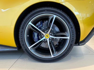 صورة مصغرة 23 لـ 2023 Ferrari 296 GTS