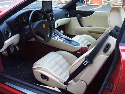 صورة 2 لـ 1998 Ferrari 550 MARANELLO